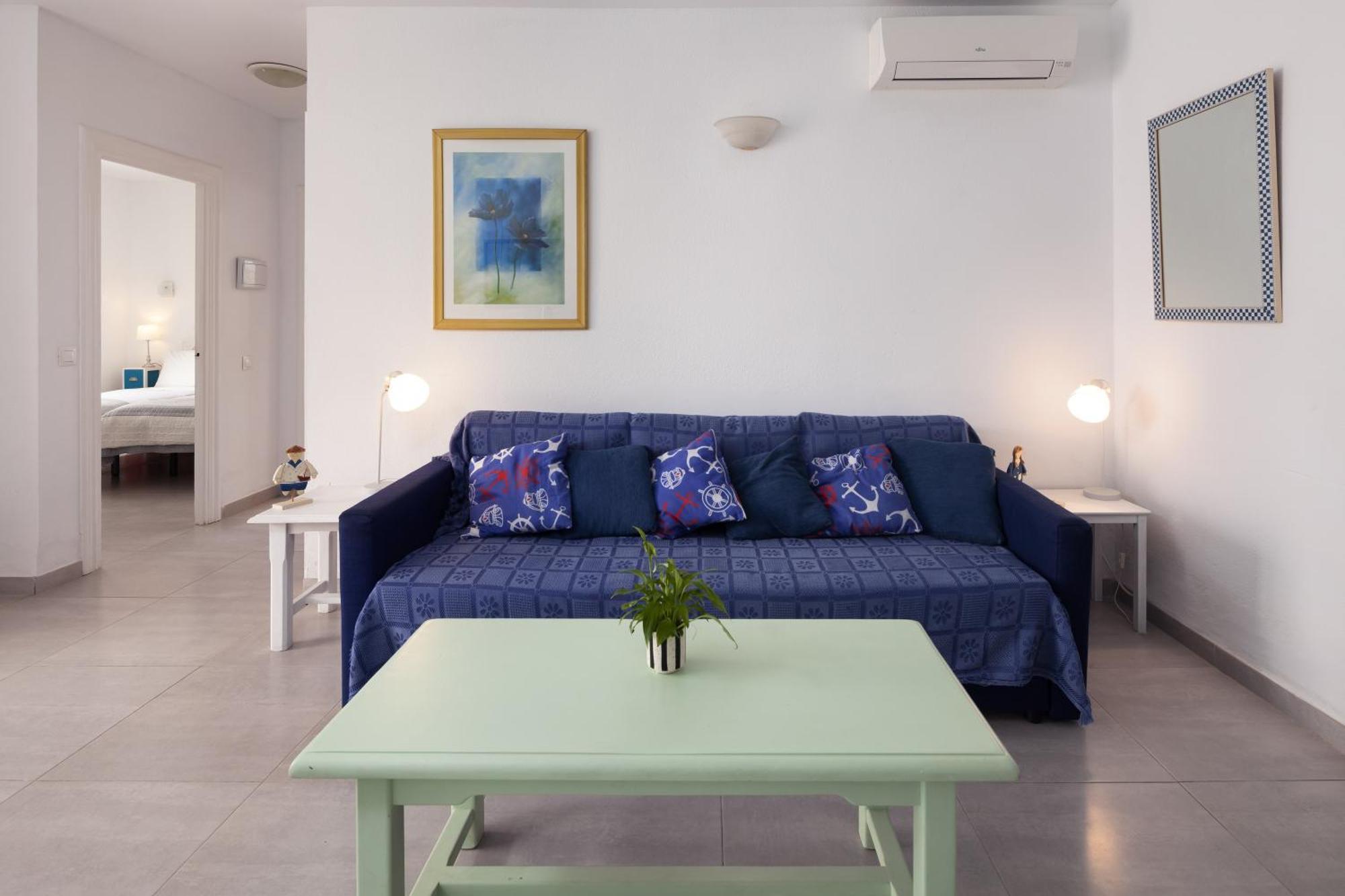 Bright Spacious 1 Bed Apartment Нерха Екстер'єр фото